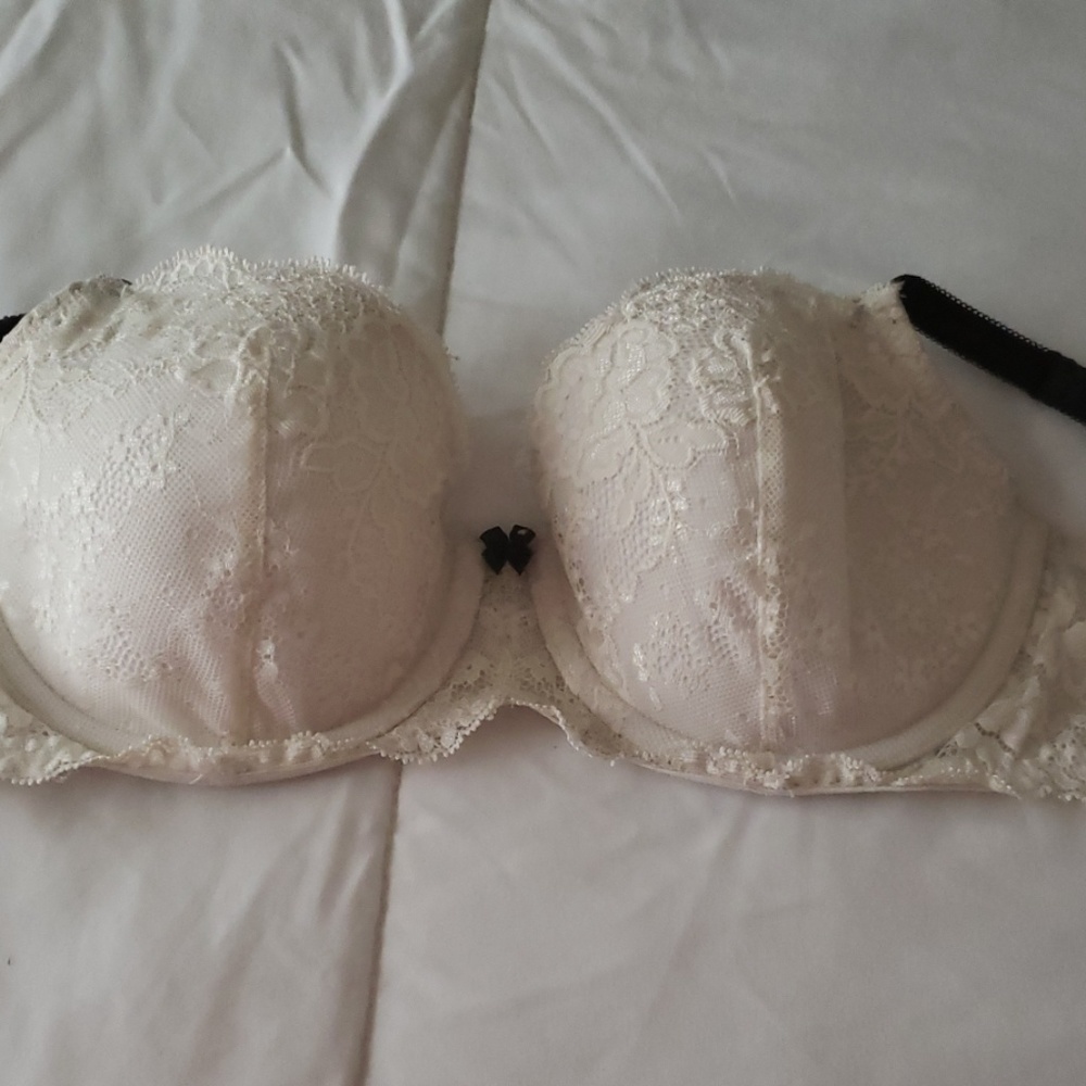 Victoria Secret bra 34D